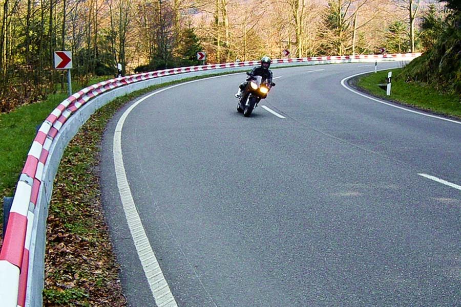 Verkehrswegesicherung motorrad schutzplanke 1 nb33yw7grxqm171mcsdar5s7uqb7hksz0y34fbpy7k - Verkehrswegesicherung